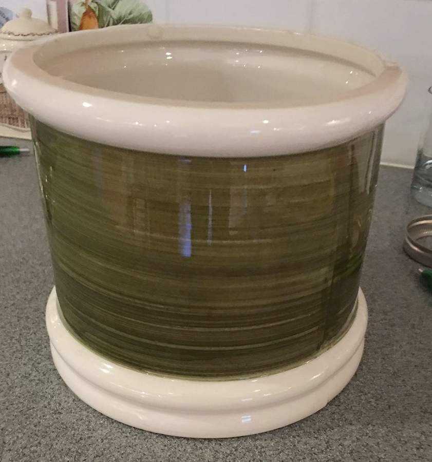 Garden Harvest Medium Canister No Lid by Capo-di-Monte (Italy)-1