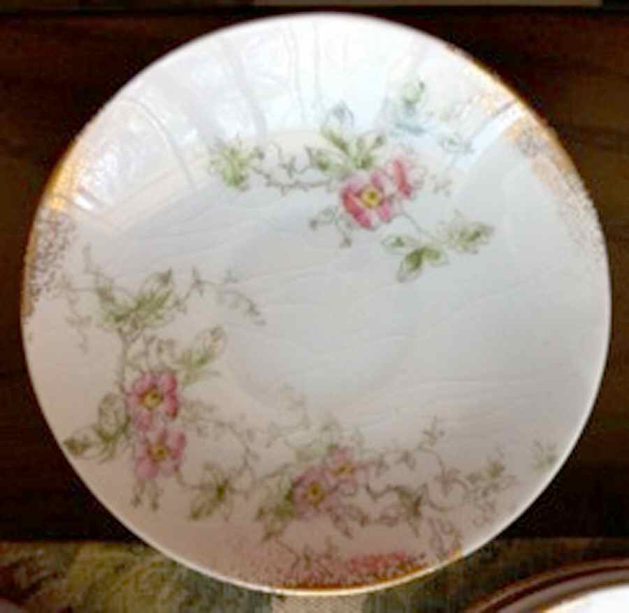 CSA29 Saucer by Crescent China -1