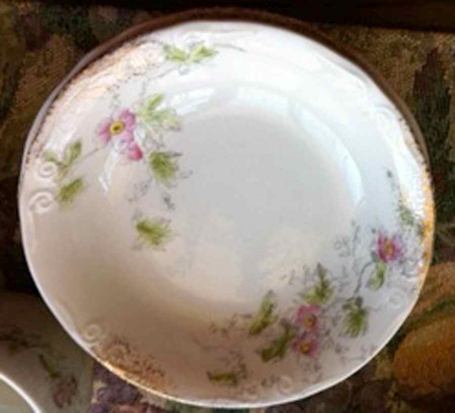 CSA29 Fruit/Dessert (Sauce) Bowl by Crescent China -1