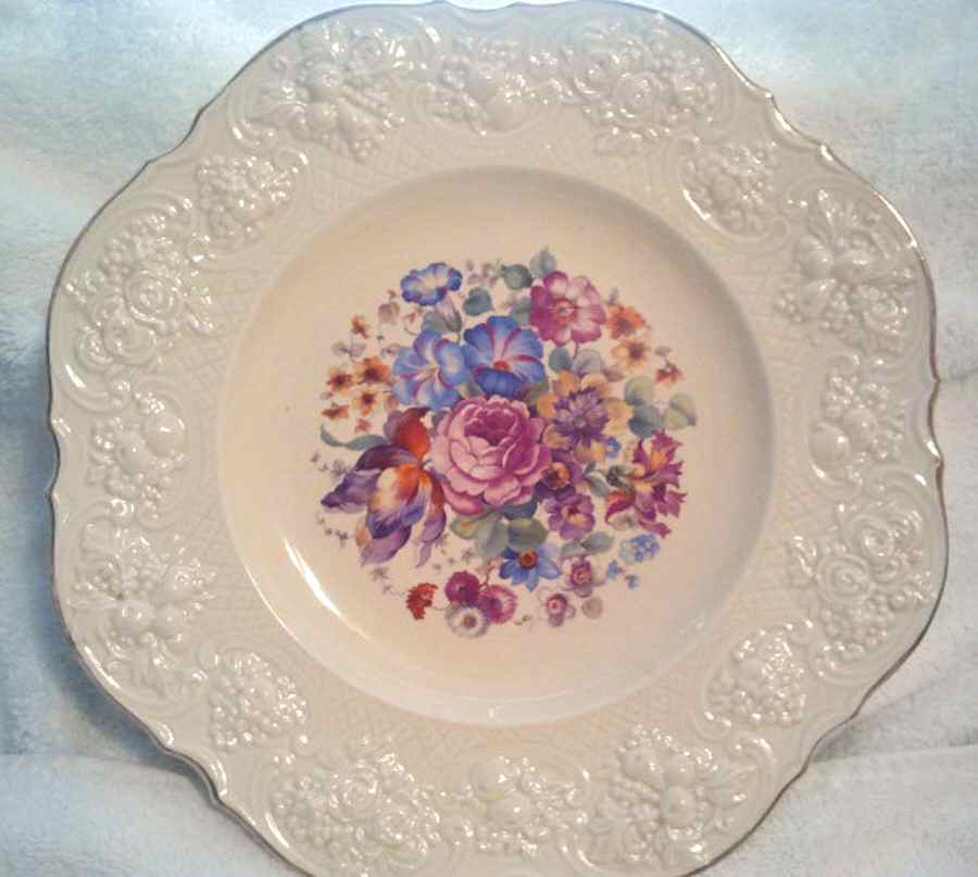 CRD256 Dinner Plate by Crown Ducal-1