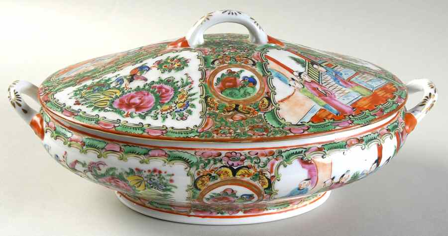 Rose Medallion (With People) Oval Covered Vegetable by China (Made in China)-1