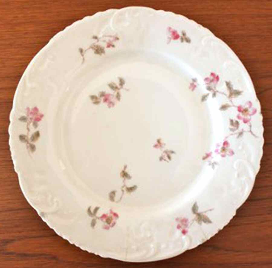 CHF1713 Dinner Plate by Charles Field Haviland-1