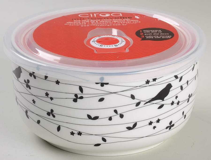 Oiseau Black 32 Oz Round Plastic Microwave Bowl w/Vent Lid by Ciroa-1