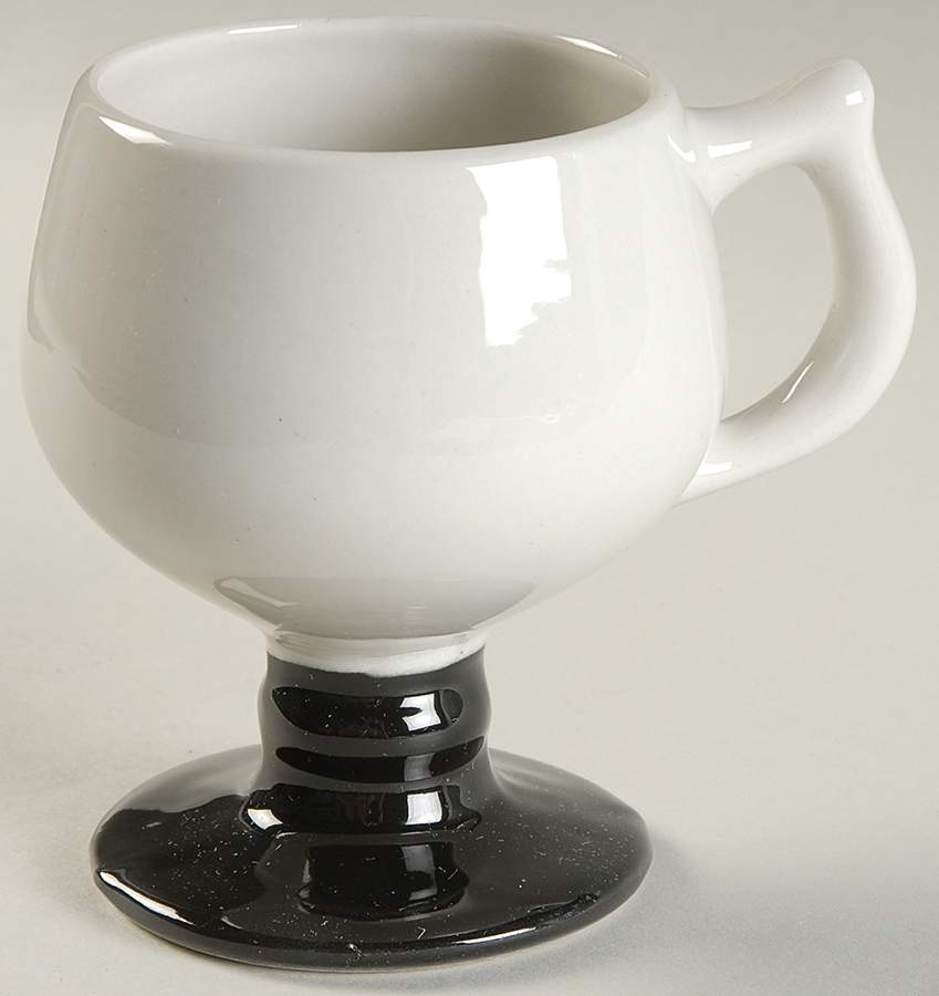 CRB23 Pedestal Mug by Caribe-1