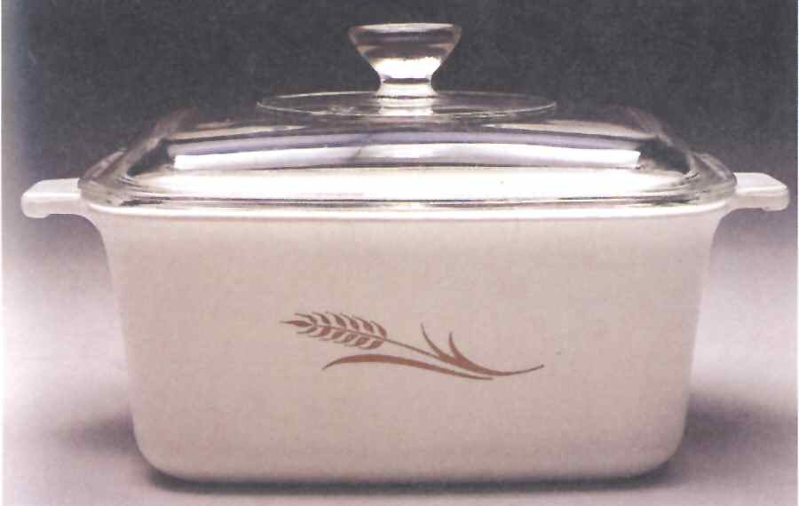 Wheat 1.5 Quart Rectangular Casserole with Lid by Corning Corelle-1