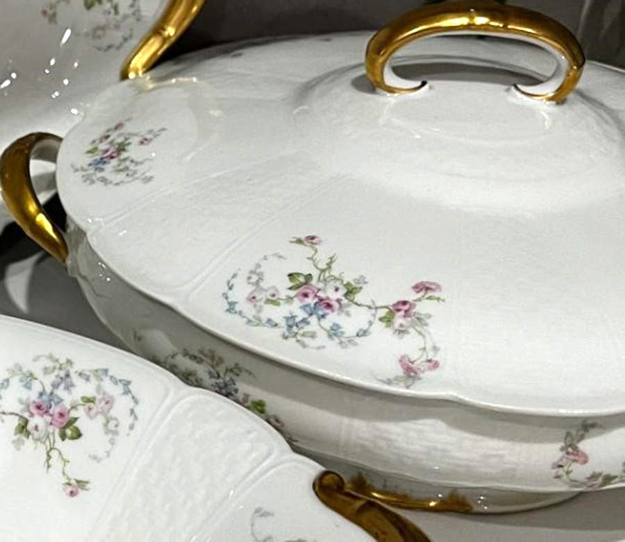 CHF360 Round Covered Vegetable by Charles Field Haviland-1