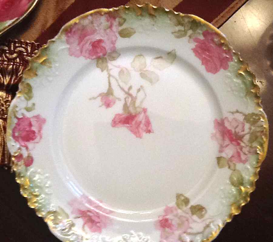 CHF1733 Dinner Plate by Charles Field Haviland-1