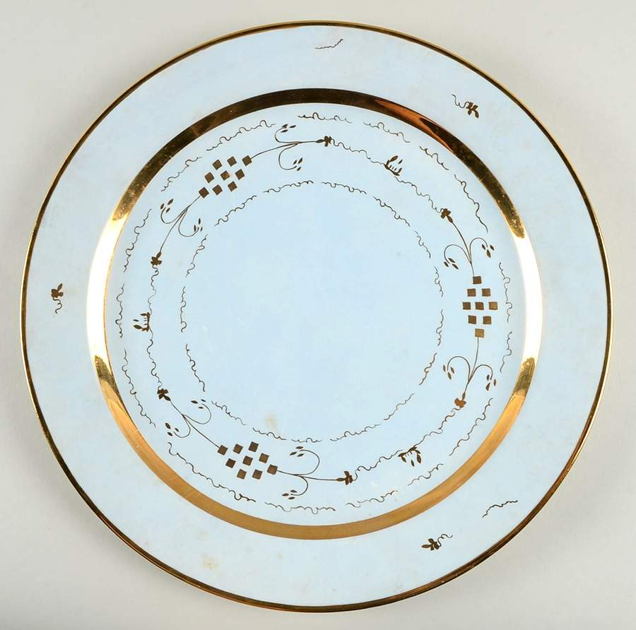 Pocahontas (Blue) 14" Chop Plate (Round Platter) by Cumbow-1