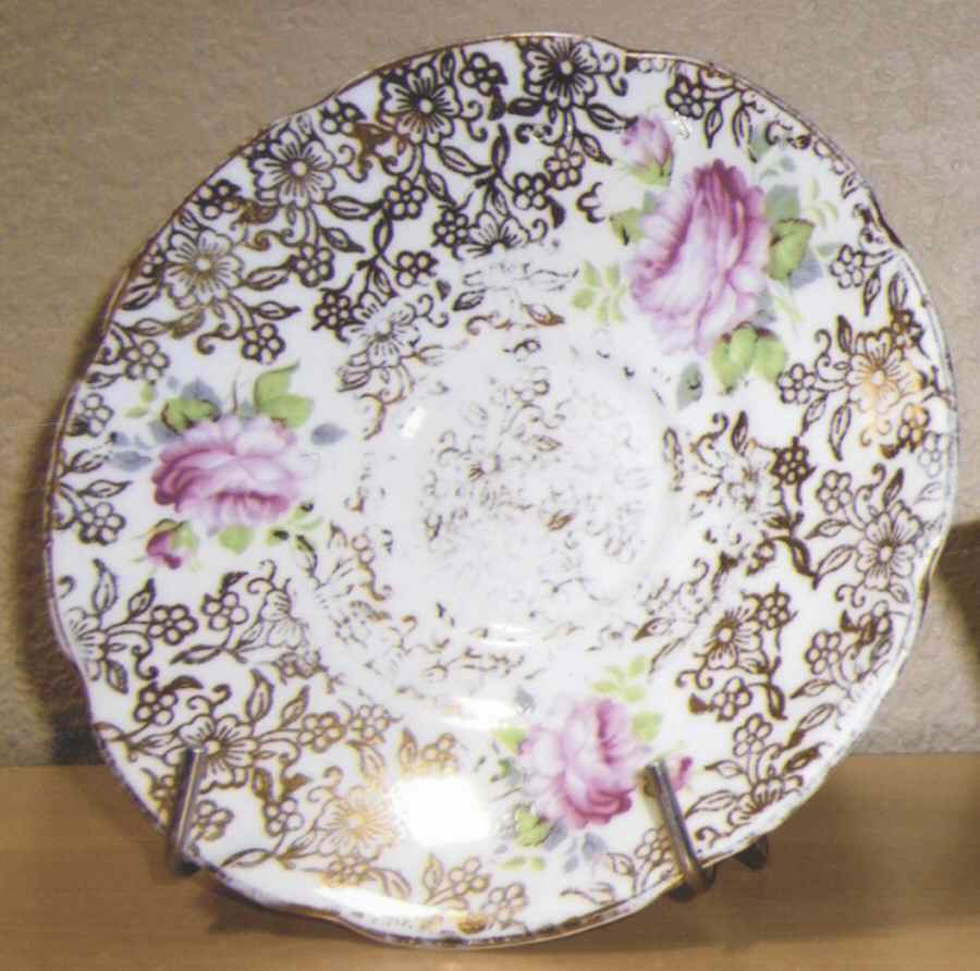 417 Saucer by Collingwoods-1