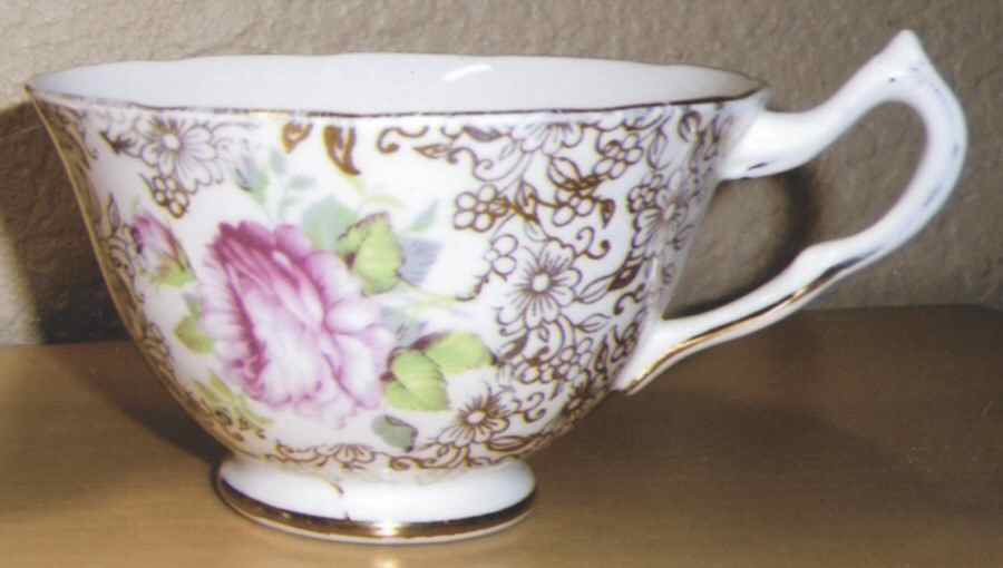 417 Footed Cup by Collingwoods-1