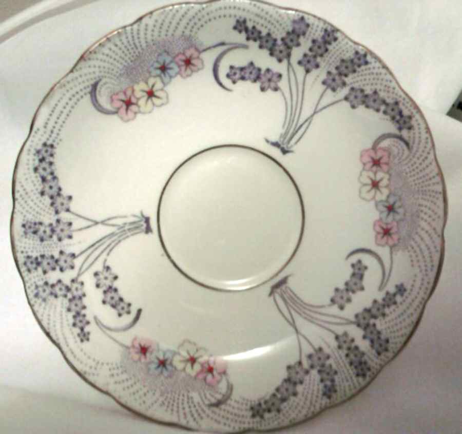 6524 Saucer by Colclough-1