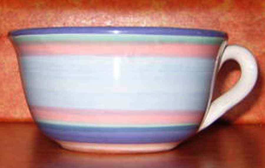 CAA71 Flat Cup by Caleca-1