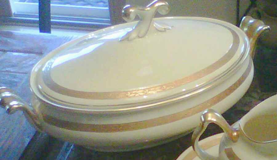 U9100 Oval Covered Vegetable by Carl Tielsch-1