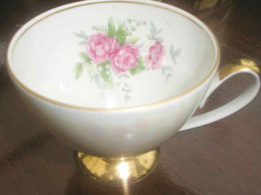13420 Footed Cup by Chodziez-Poland-1