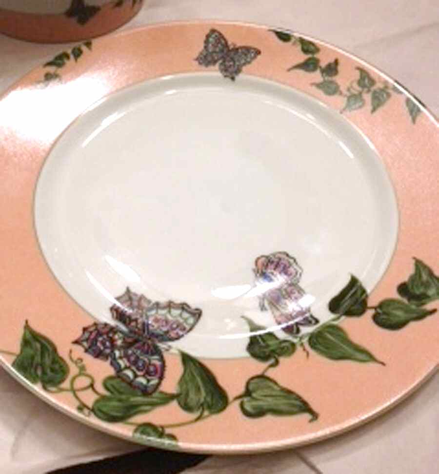 Volubilis Et Papillons Dinner Plate by Christofle-1