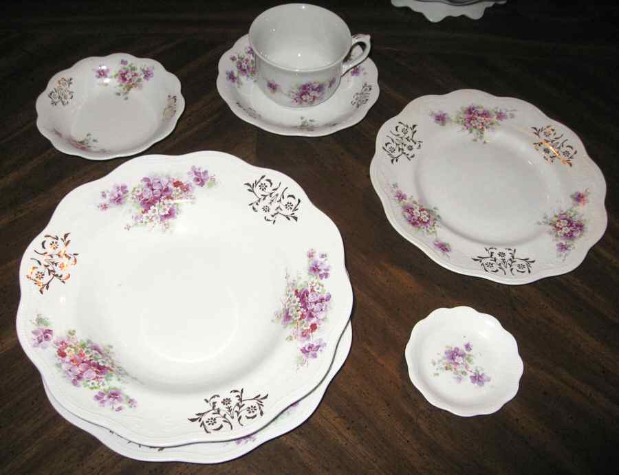 CRP230 Rim Soup Bowl by Crown Potteries-1