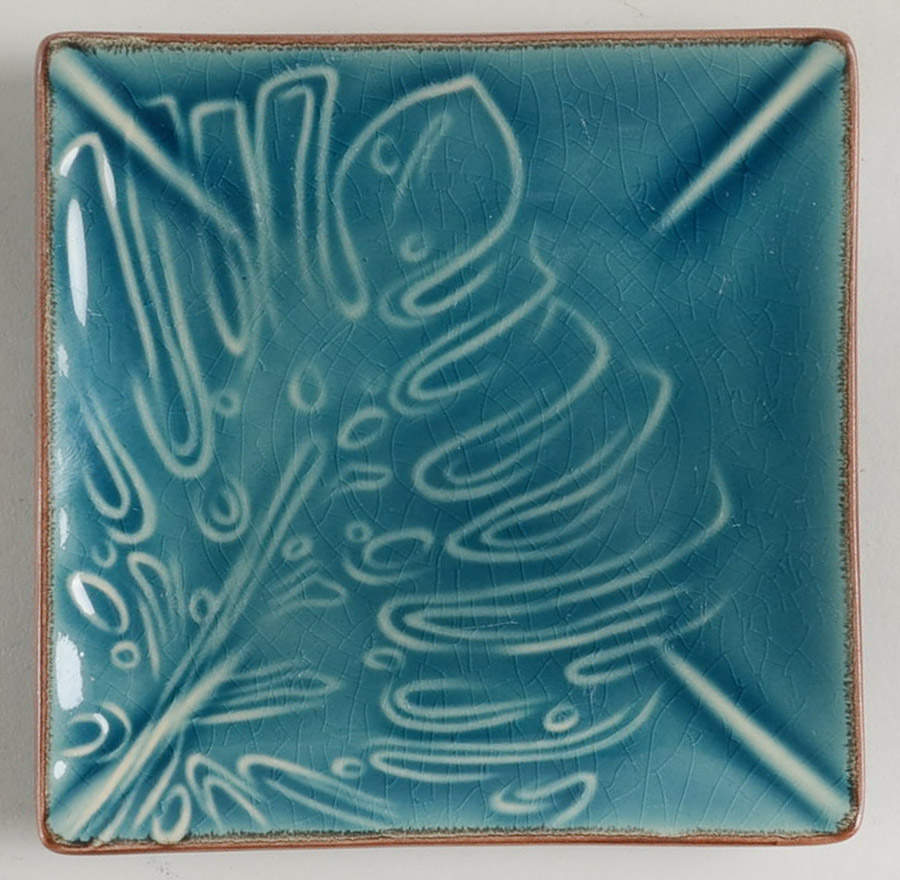 Eden Canape Plate by Cindy Crawford Style-1