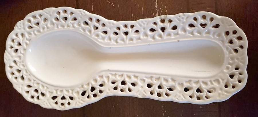 CX668 Spoon Rest/Holder (Holds 1 Spoon) by China (Made in China)-1