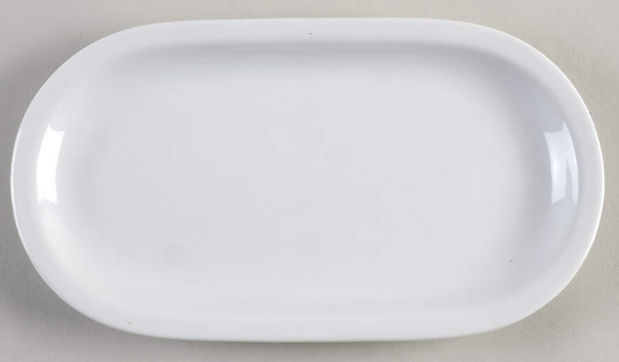 Orbit 9" Oval Stadium Plate by Crate & Barrel-1