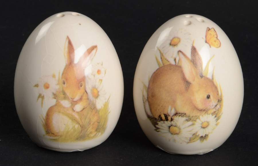 Bunny Basket Salt & Pepper Set by Cracker Barrel-1
