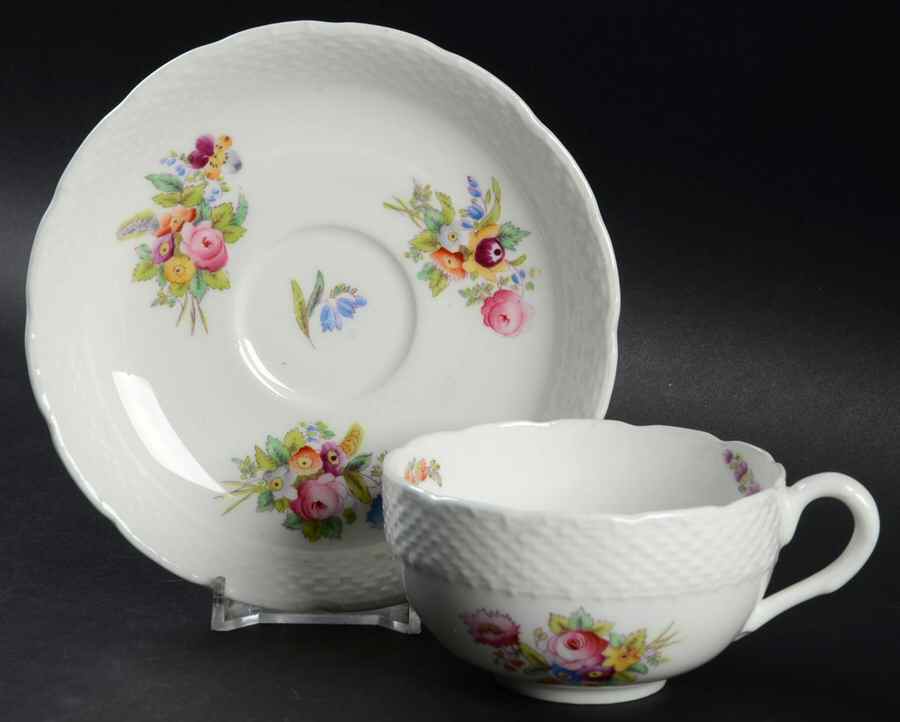 Y6561 Flat Cup & Saucer Set by Coalport-1