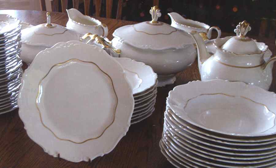Kevaliar Rim Soup Bowl by Carstens-1