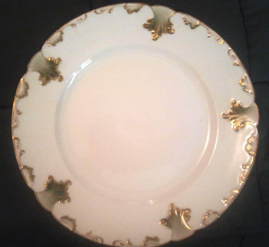 CHF1794 Dinner Plate by Charles Field Haviland-1