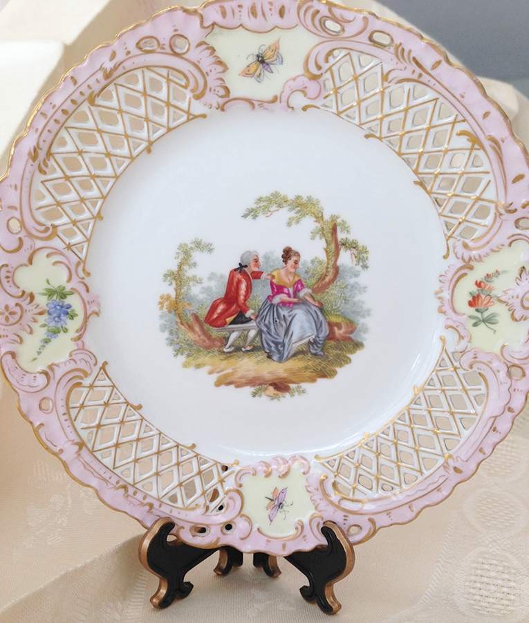 1602 Dessert/Pie Plate by Carl Thieme-1
