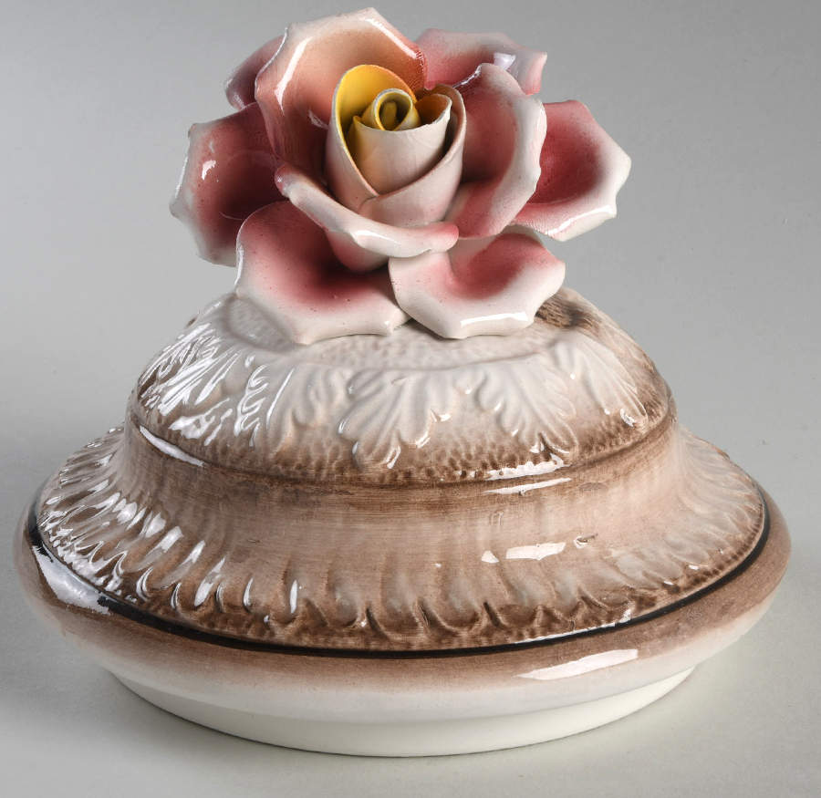 CJJ12 Lid for Tureen by Capo-di-Monte (Italy)-1