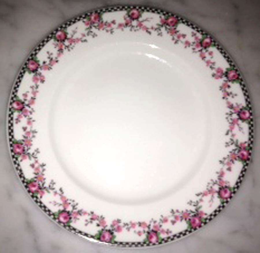 CHF1799 Dinner Plate by Charles Field Haviland-1