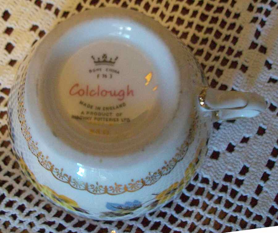 8311 Flat Cup by Colclough-1