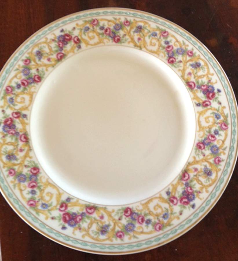 CHF1809 Dinner Plate by Charles Field Haviland-1