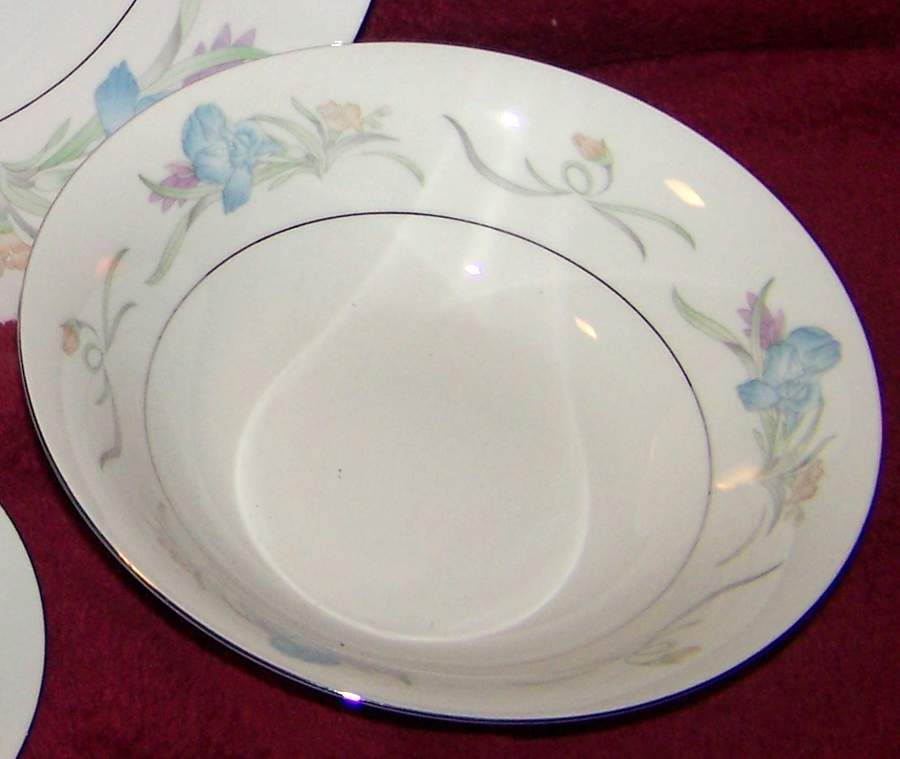 Lily Coupe Cereal Bowl by China Pearl-1