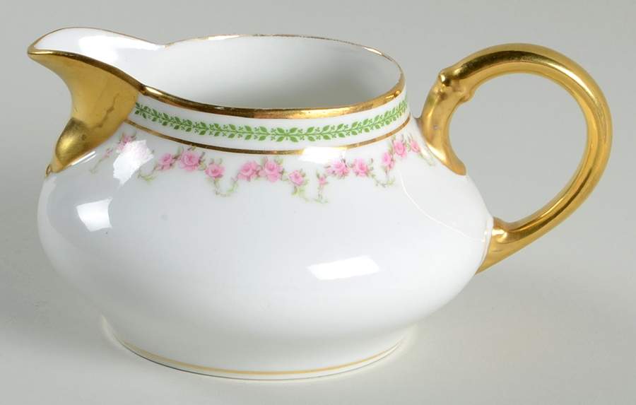 CMT162 Creamer by Charles Martin-1