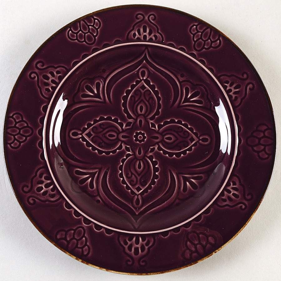 Nomad Purple Salad Plate by Cindy Crawford Style-1