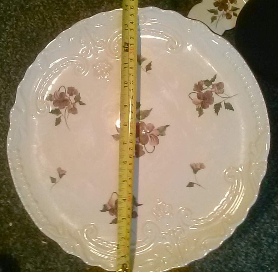 CWQ7 Footed Cake Plate by Capriware-1