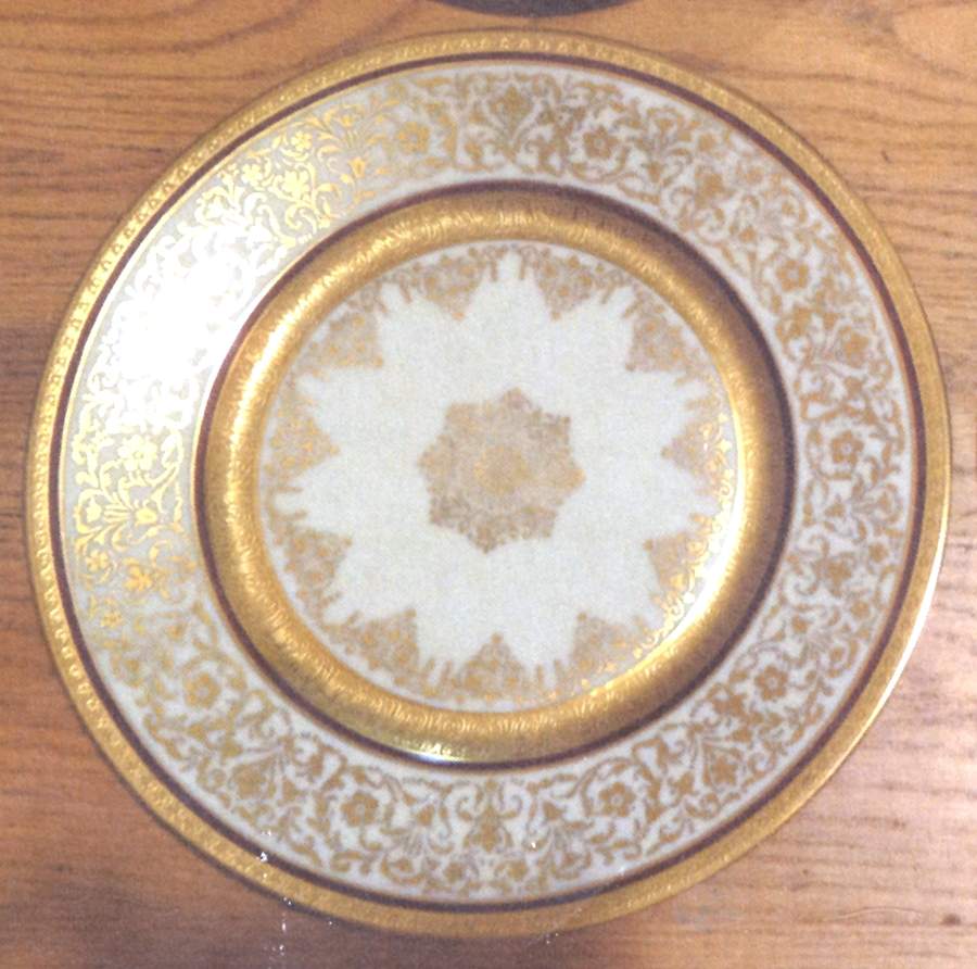 CHU32 Dinner Plate by Chateau-1