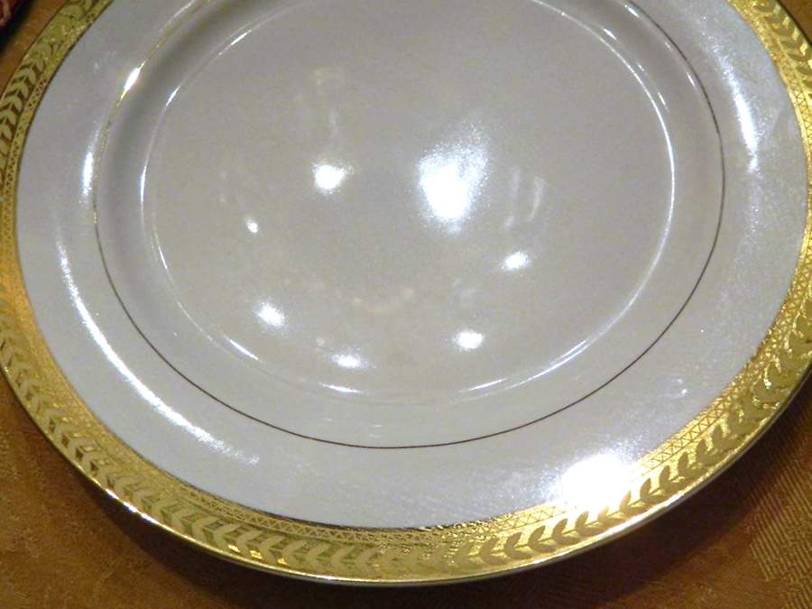 Gold Elegance Dinner Plate by Cambridge Potteries-1