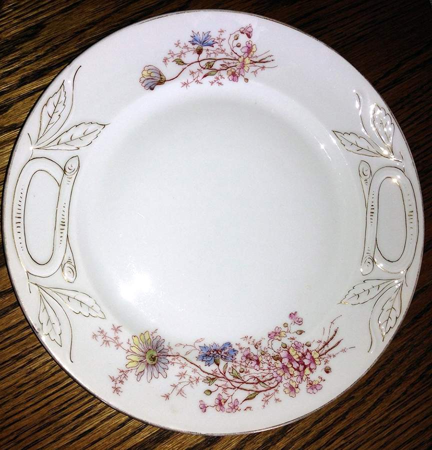 R1597 Dinner Plate by Carlsbad-1