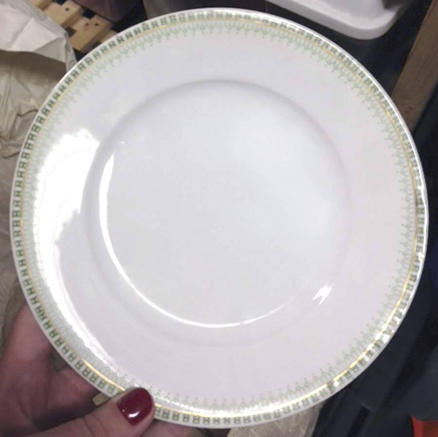 CIM158 Dinner Plate by Crown Imperial-1