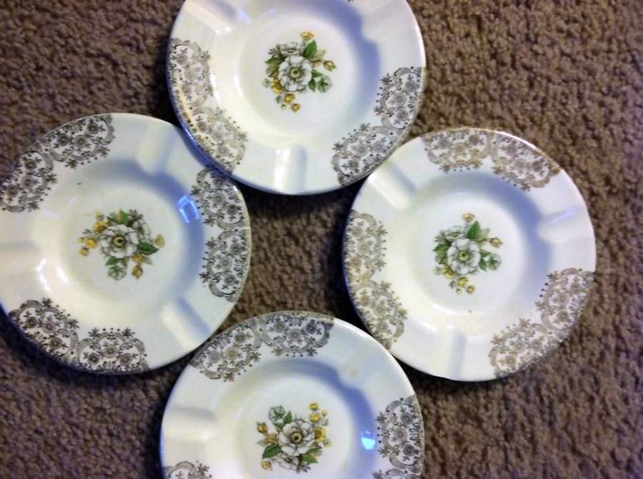 CAN287 Small Ashtray by Canonsburg-1