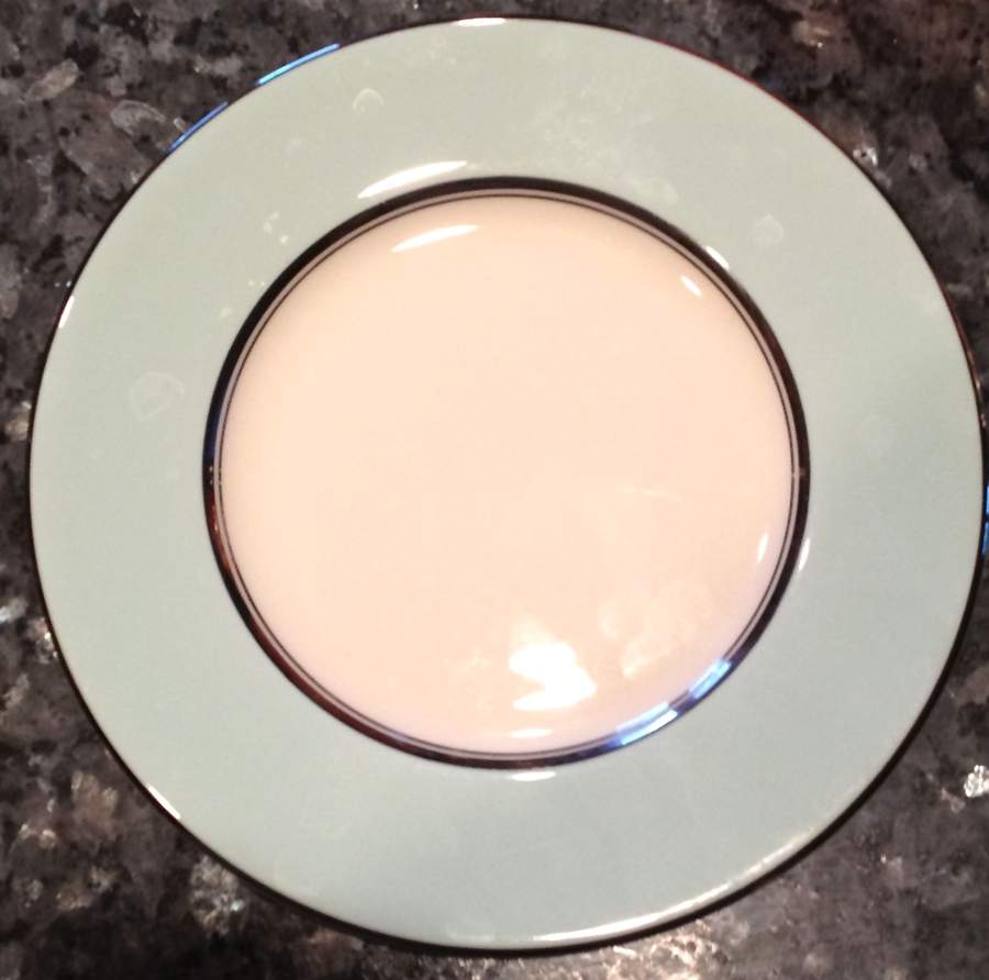 Antiqua Dinner Plate by Colony House-1