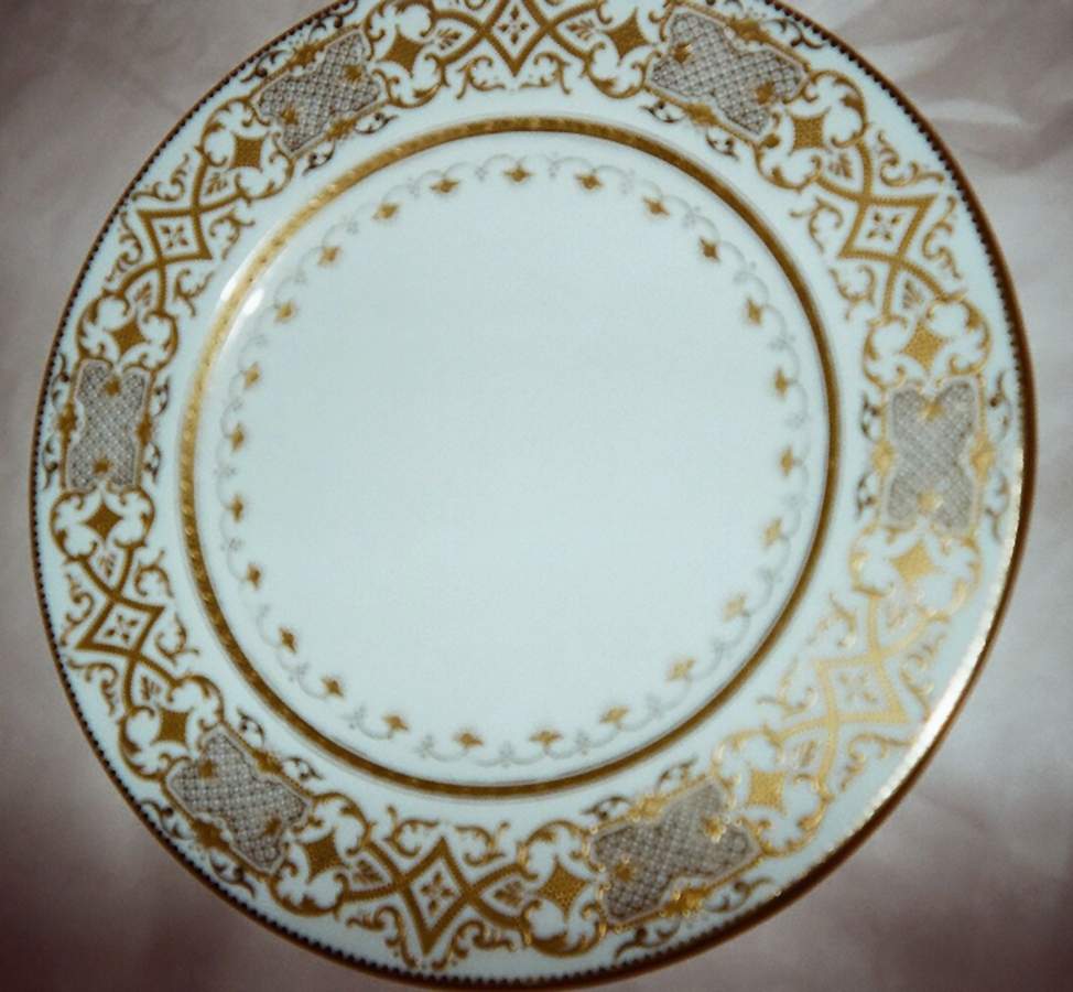 Z3004 Dinner Plate by Coalport-1