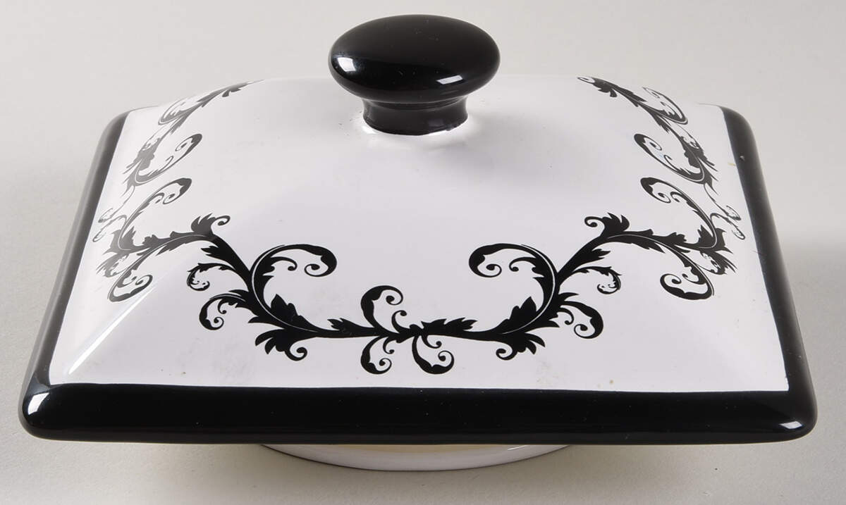 Damask Lid for Large Canister by Certified International-1