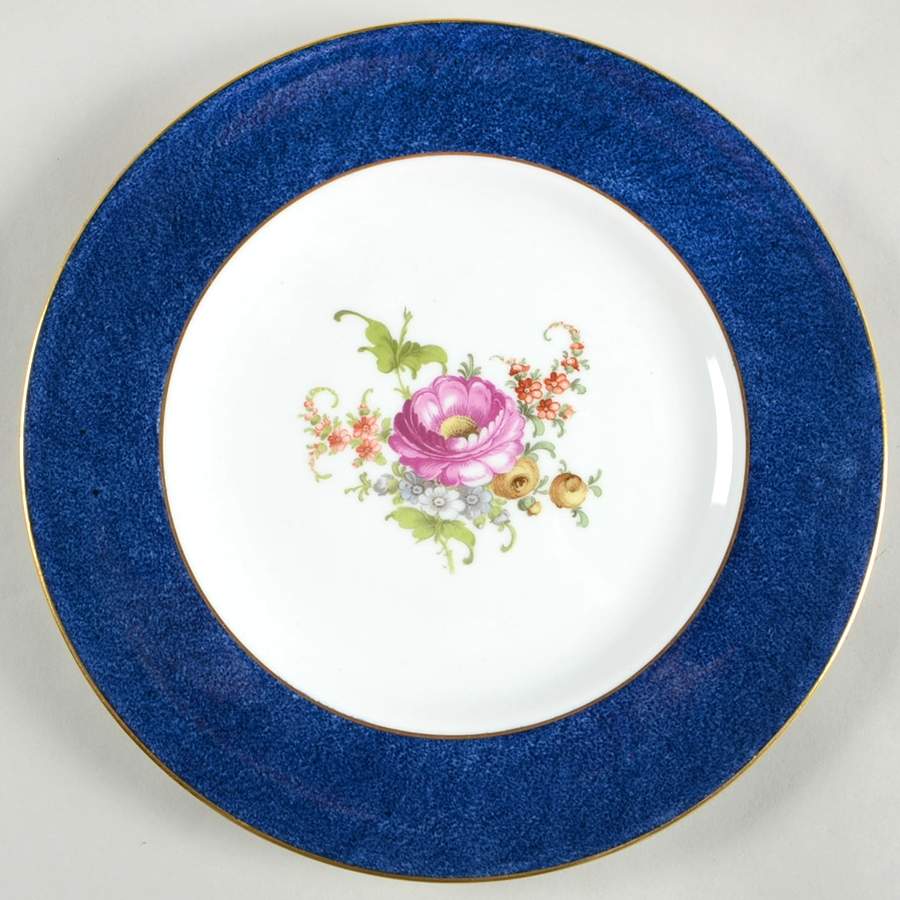 V802 Luncheon Plate by Crown Staffordshire-1