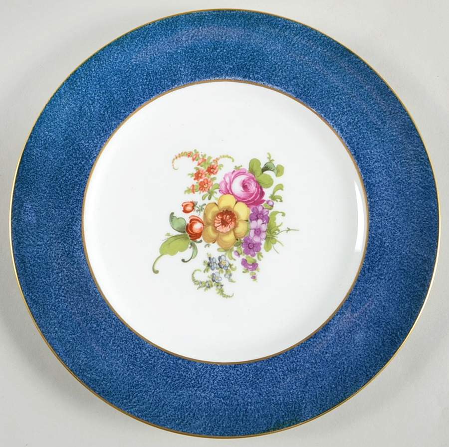 V802 Luncheon Plate by Crown Staffordshire-1