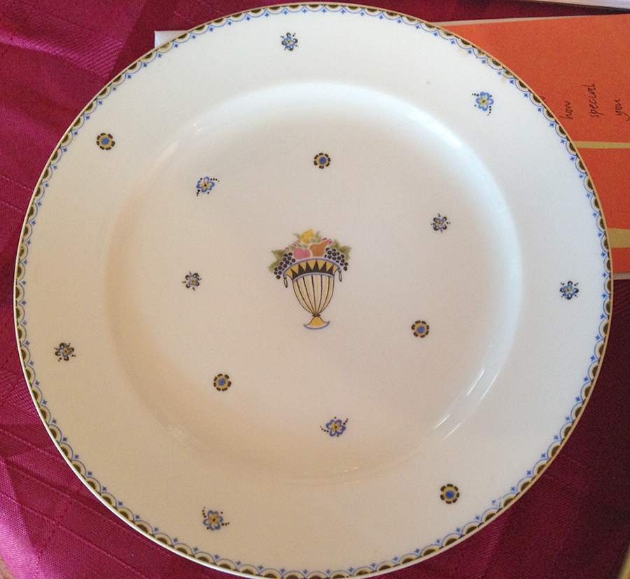 CHF1847 Dinner Plate by Charles Field Haviland-1