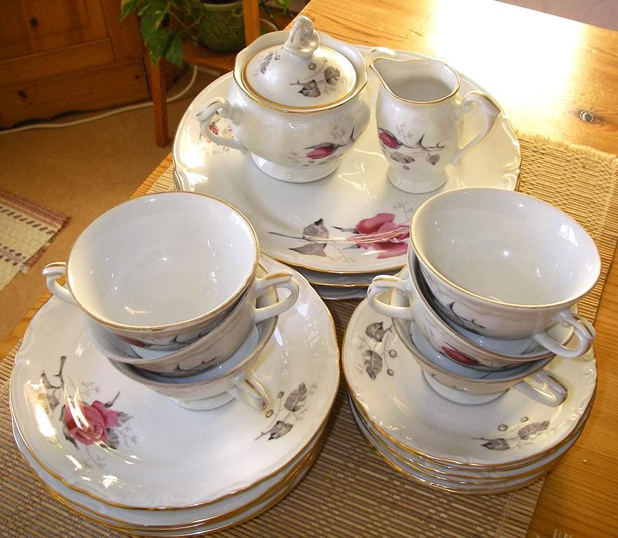 054153 Dinner Plate by Chodziez-Poland-1