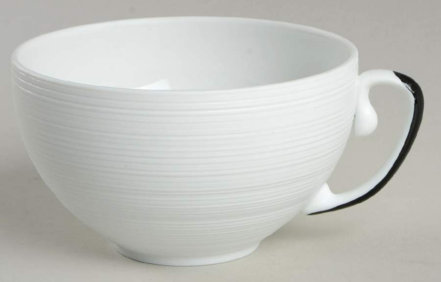 Hemisphere Vinyl White Center Flat Cup by Jean Louis Coquet-1