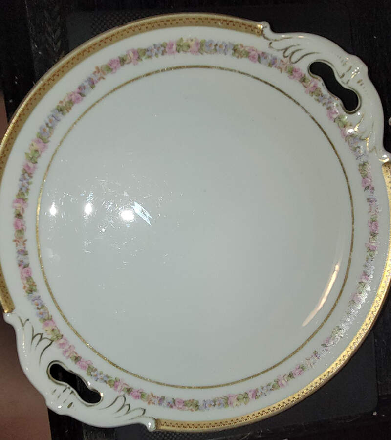 CAR235 Handled Cake Plate by Carlsbad-1